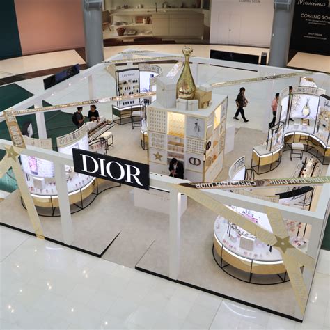 dior pop up store dc|christian Dior designer.